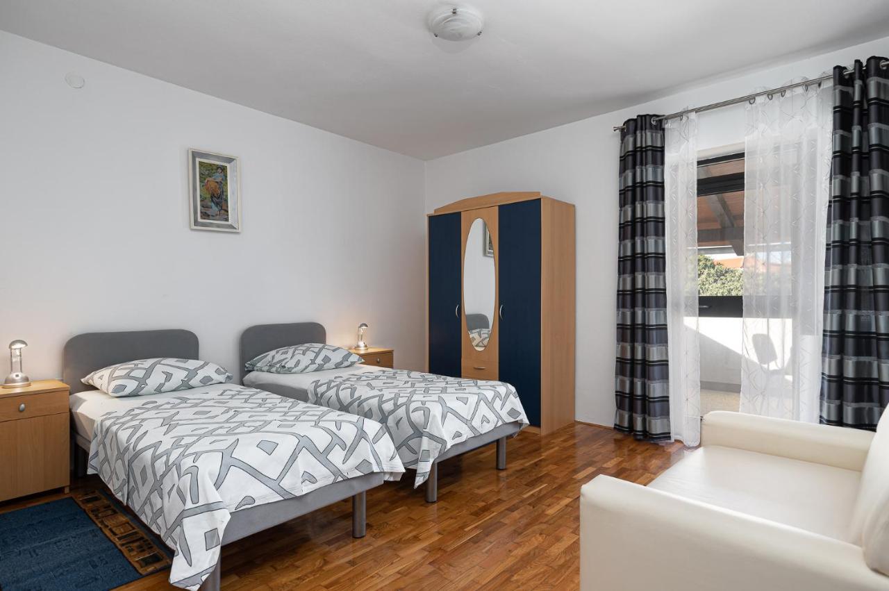 Apartament Dvi Ulike Labinci Zewnętrze zdjęcie