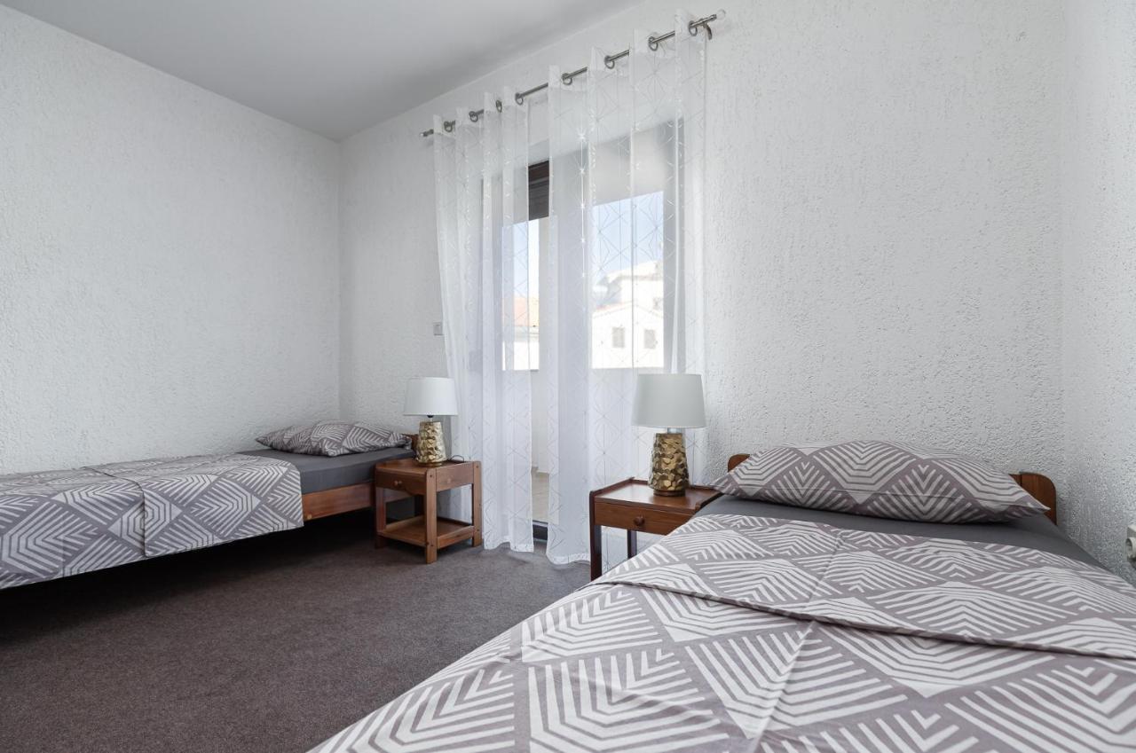 Apartament Dvi Ulike Labinci Zewnętrze zdjęcie