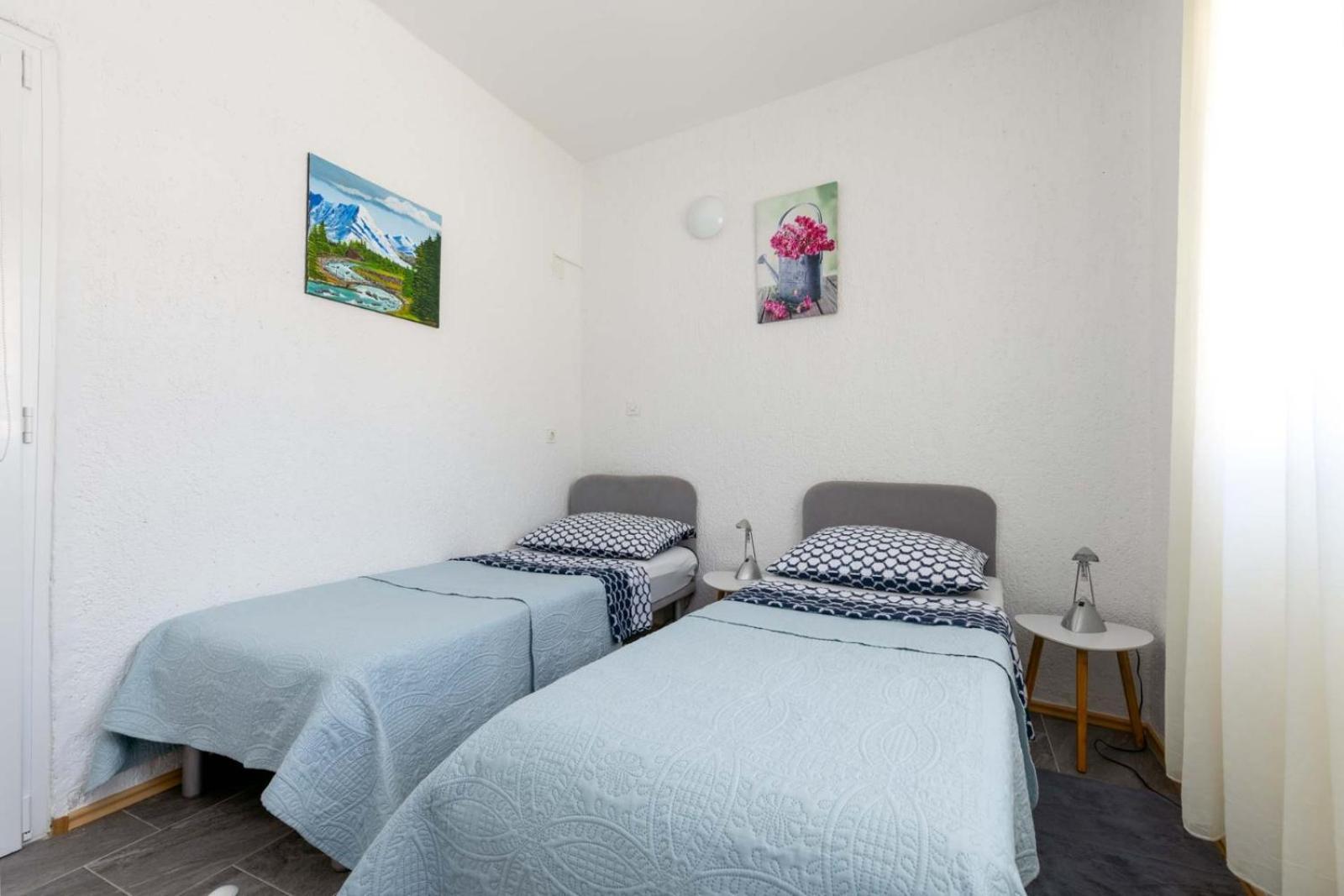 Apartament Dvi Ulike Labinci Zewnętrze zdjęcie